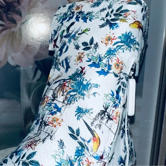 JOHNNY WAS FEATHERED FRIENDS HIGH TOP SNEAKERS sz 38 - Picture 6 of 9